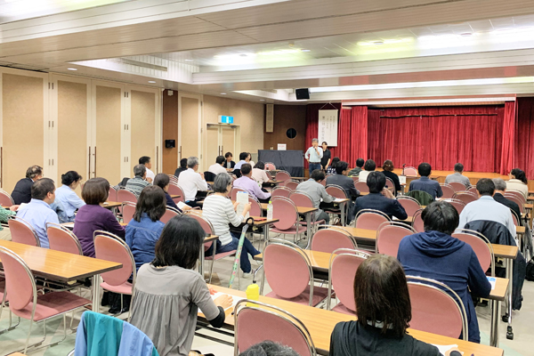 定例交流会の風景写真