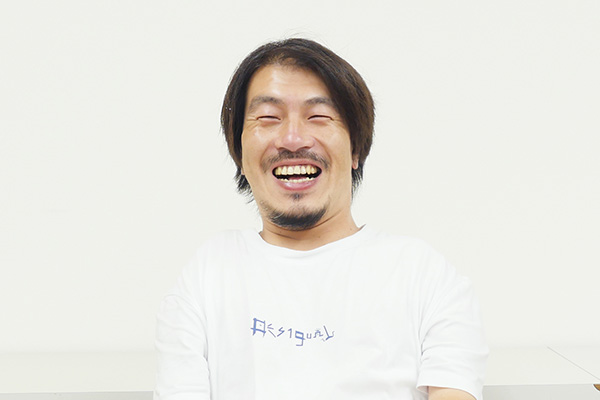 板垣　宏明 写真